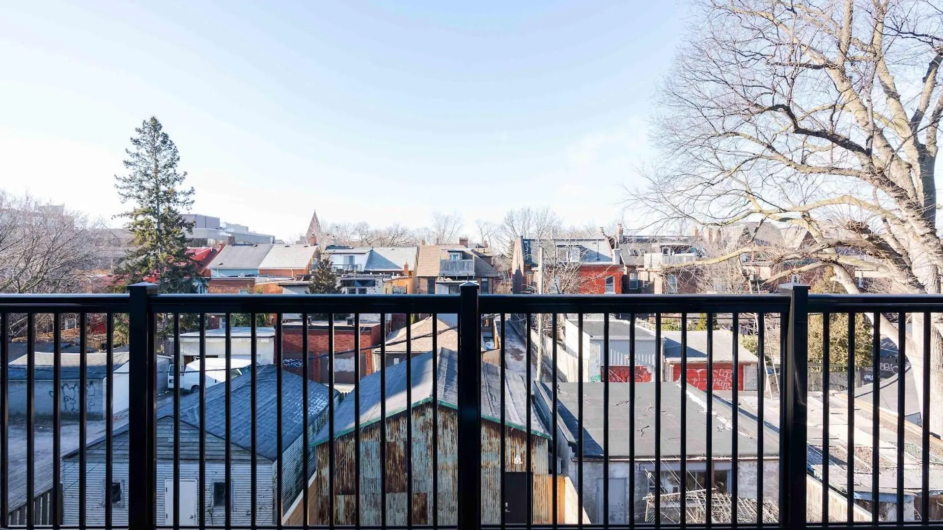 Large Victorian Sleeps 6 By Uoft Apartment Toronto
